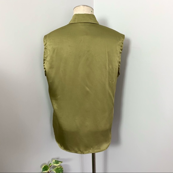 Vintage Olive Green Sleeveless Blouse (M) - Picture 6 of 8